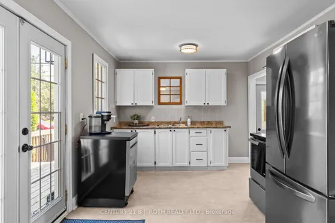 307 LINWOOD Avenue, ON L3V 2W8
