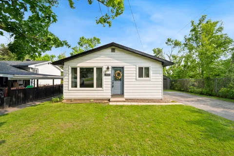 395 Homewood Avenue, ON L3V 3K9