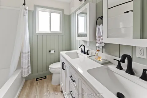 395 Homewood Avenue, ON L3V 3K9