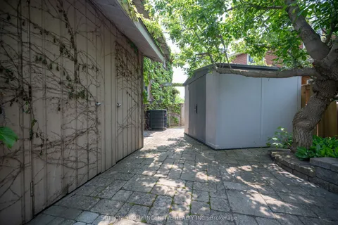 10 Gordon Court, ON L4N 7A4