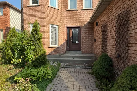 200 Livingstone Street, ON L4N 6Z9