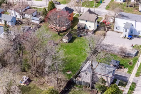 223 Lindsay Street, ON L4R 2V2