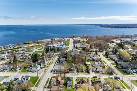 223 Lindsay Street, ON L4R 2V2