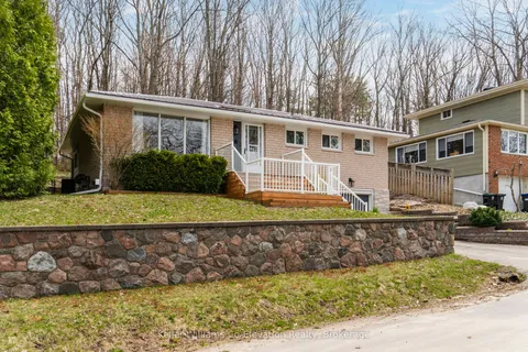 3 Keefe Street, ON L9M 1B4