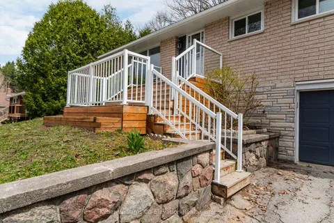 3 Keefe Street, ON L9M 1B4