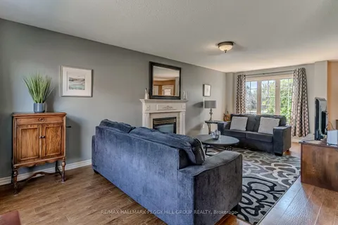 2 Northview Crescent, ON L4N 9T3