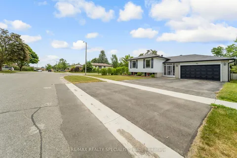 65 Bronte Crescent, ON L4N 5B8