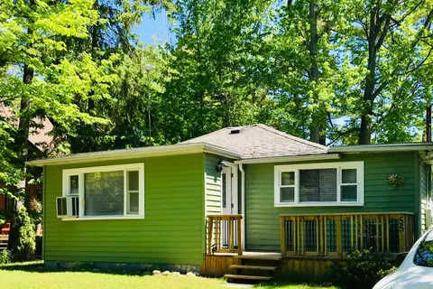 55 47th Street North N/A, ON L9Y 1Y5
