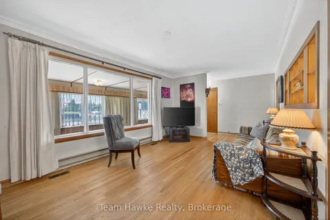 828 Hugel Avenue, ON L4R 1X6