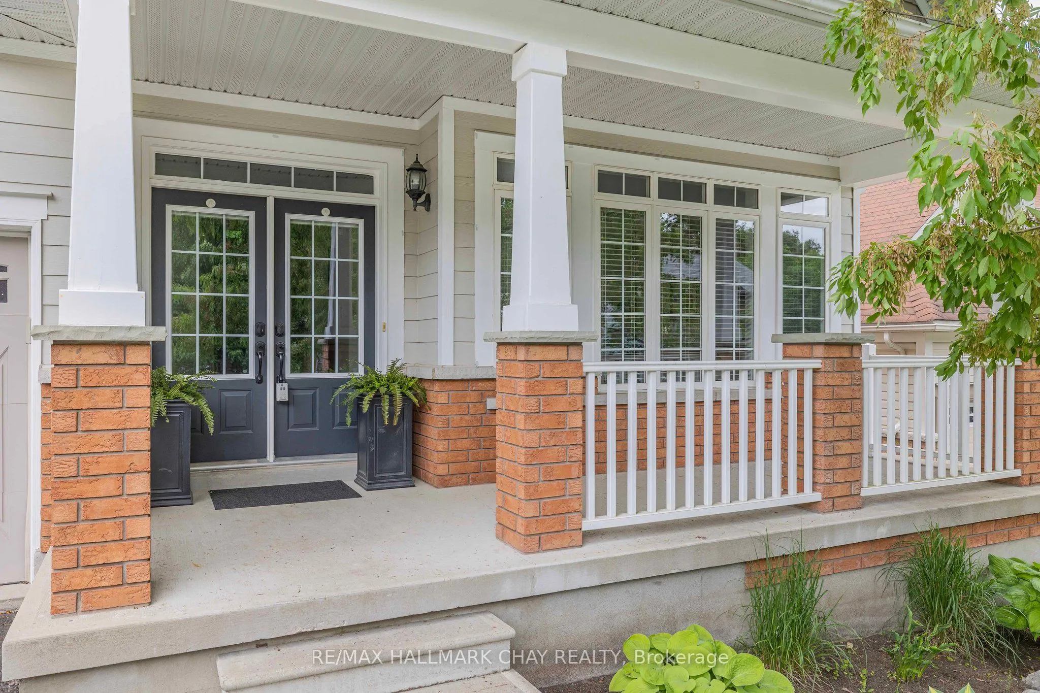 14 Oakmont Avenue, ON L0L 2L0
