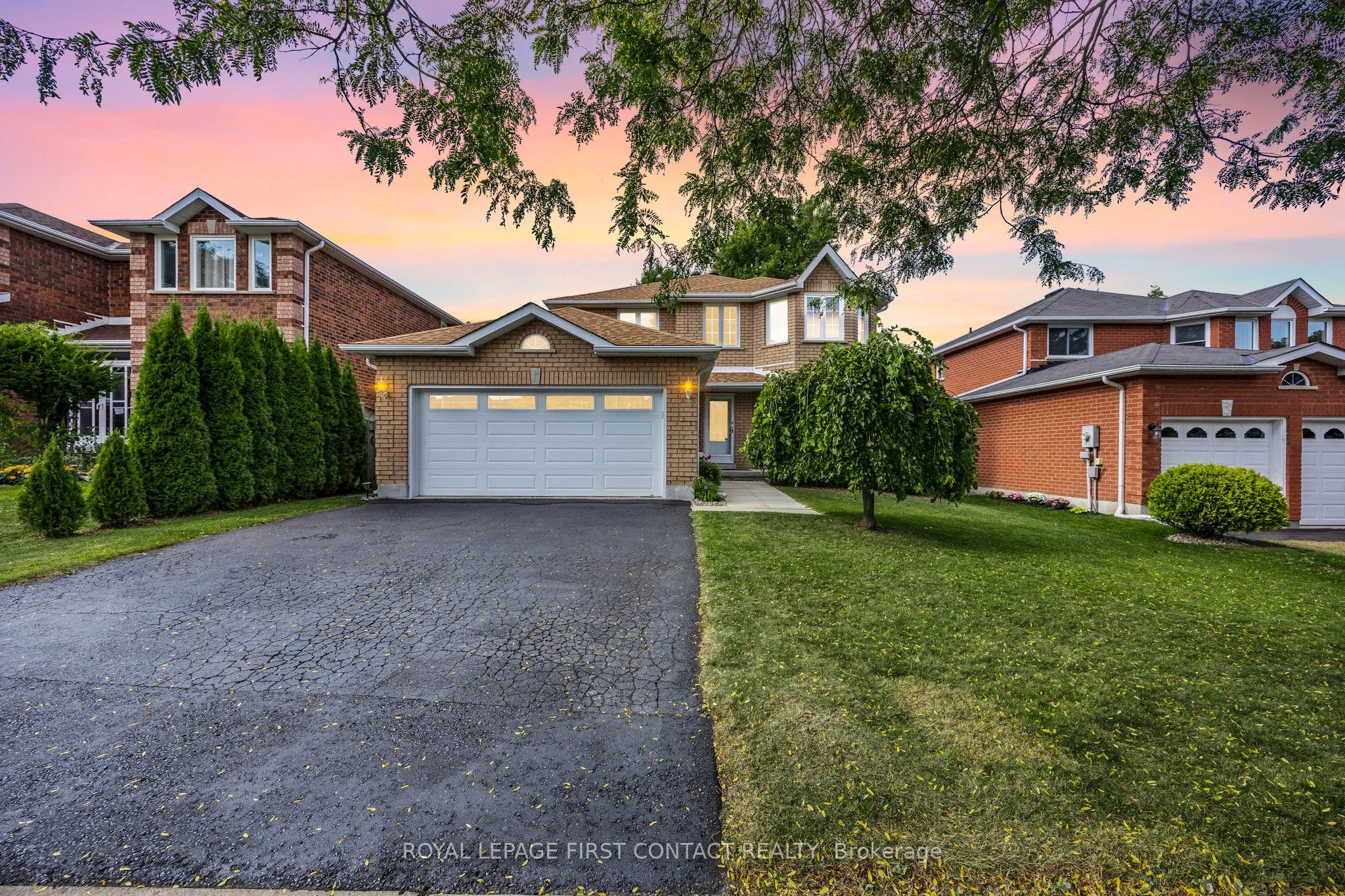 298 Livingstone Street, ON L4N 7C2