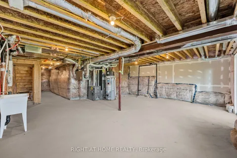 43 Federica Crescent, ON L9Z 0N5