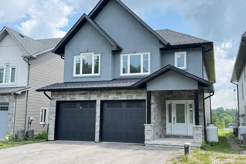 21 Rosy Beach Court, ON L3V 8L2