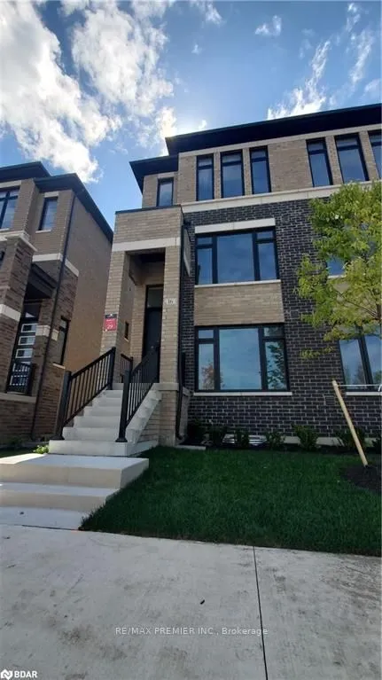 16 Cherry Hill Lane, ON L4N 6K7