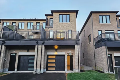 16 Cherry Hill Lane, ON L4N 6K7