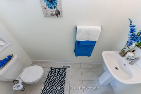 114 Thicketwood Avenue, ON L9J 0W8