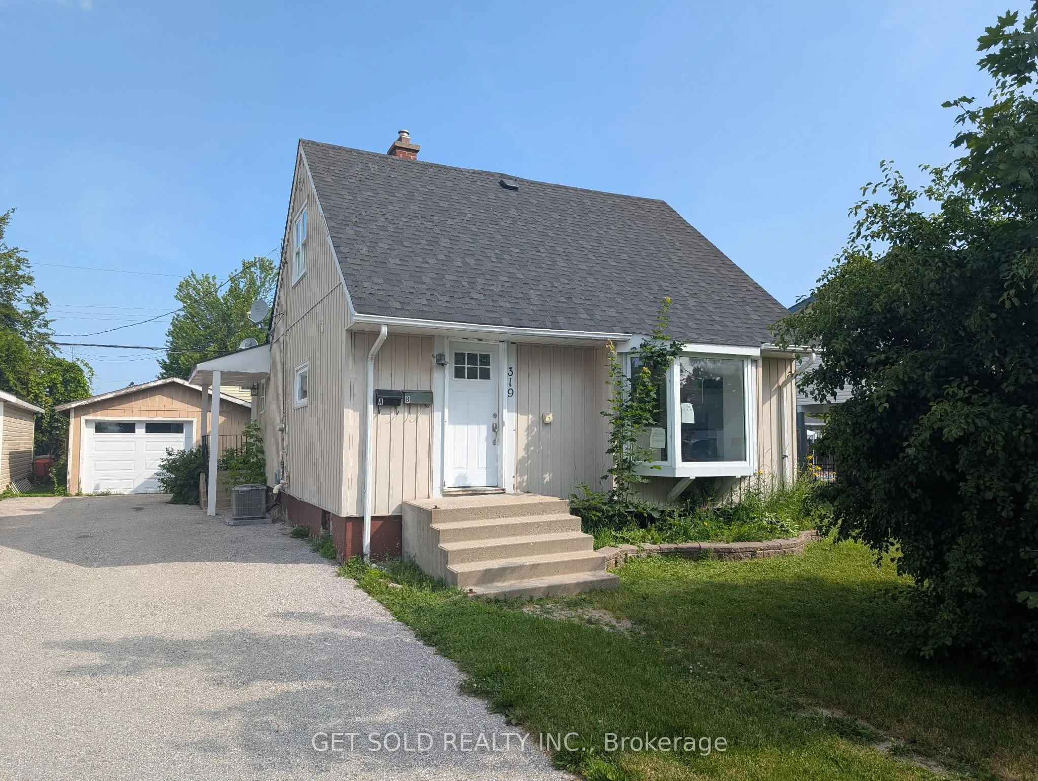 319 Oxford Street, ON L3V 1H8