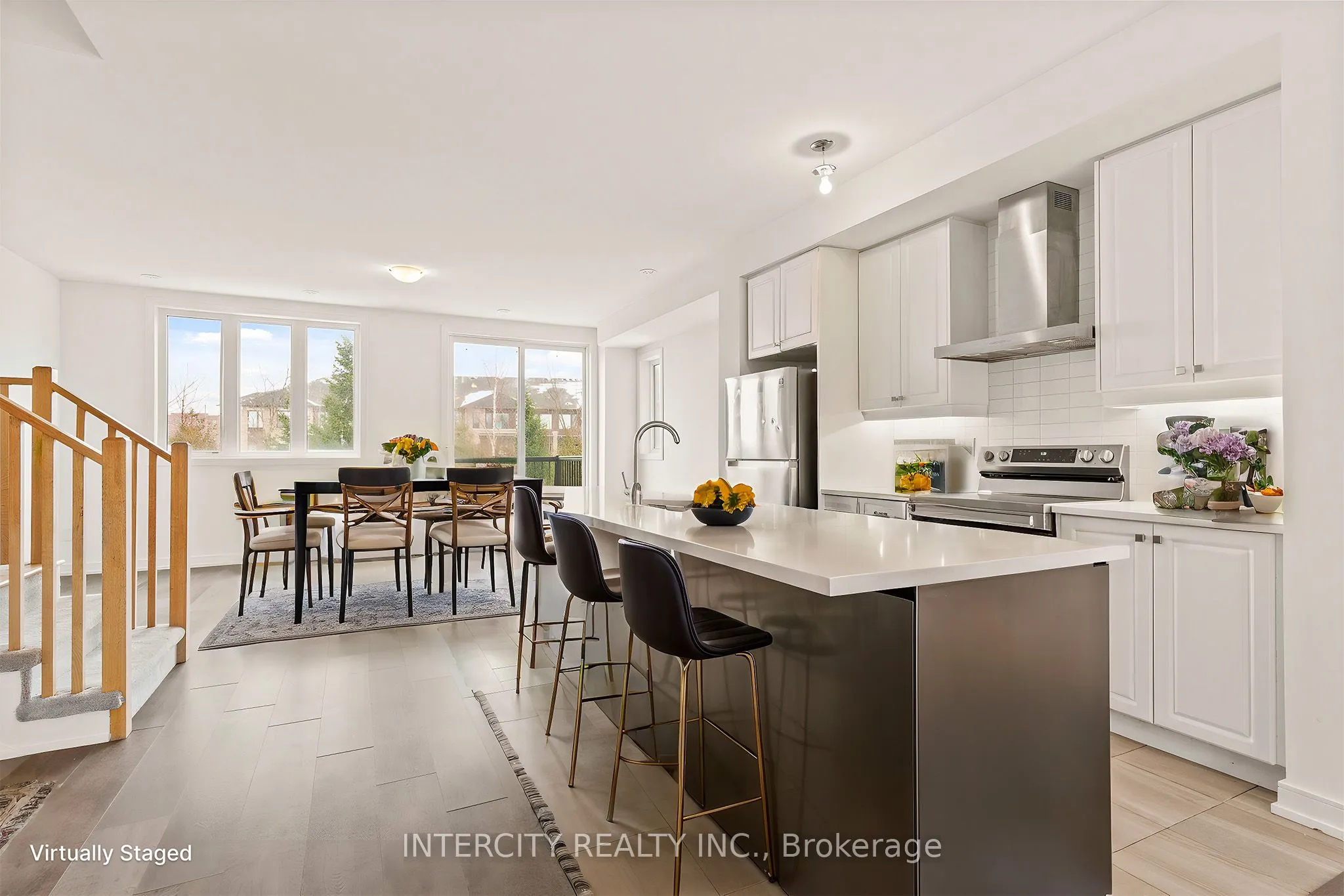 14 Blue Forest Crescent, ON L9J 0N3