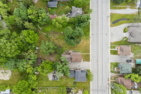 226 Dunlop Street, ON L4N 1B6