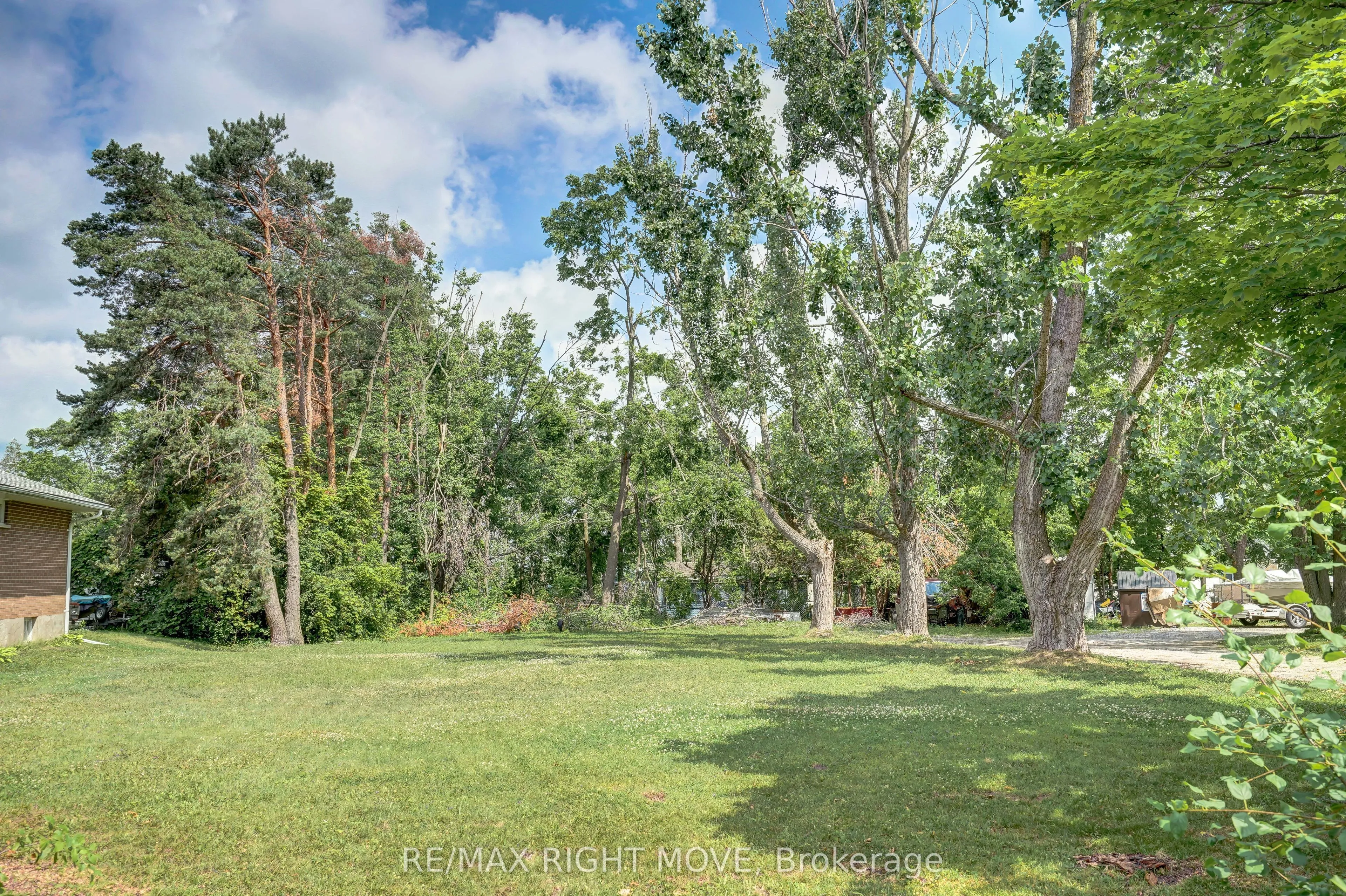 4 Skyline Drive, ON L3V 3V7