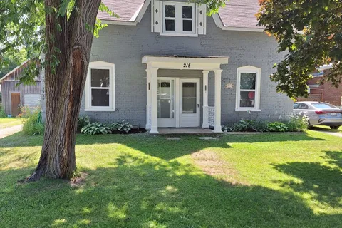 215 Cedar Street, ON L0M 1S0