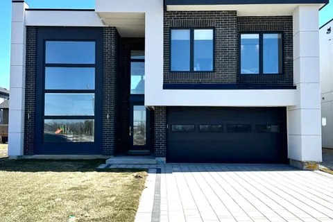 3706 Quayside Drive, ON L3V 6H3