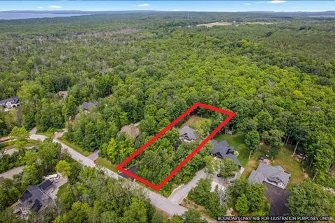 81 Spruce Street, ON L0L 1P1