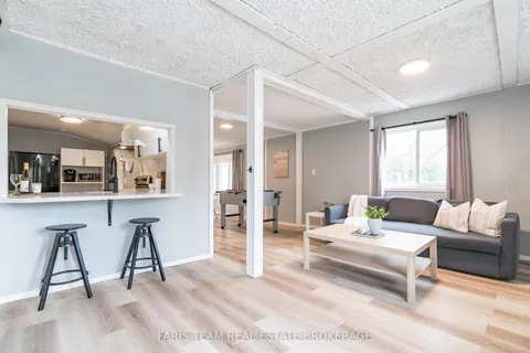 113 River Road, ON L9Z 2L4