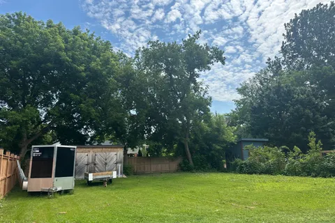 113 Spruce Street, ON L9Y 3G8