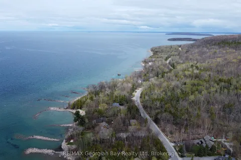 465 SILVER BIRCH Drive, ON L9M 0M5