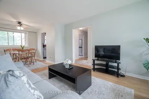 142 Cundles Road, ON L4M 2Z9