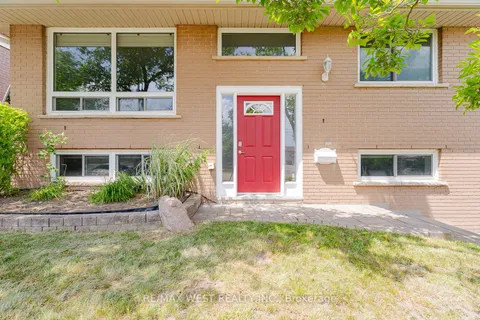 142 Cundles Road, ON L4M 2Z9