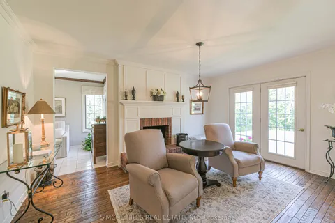 131 Courtland Street, ON L3V 6H7