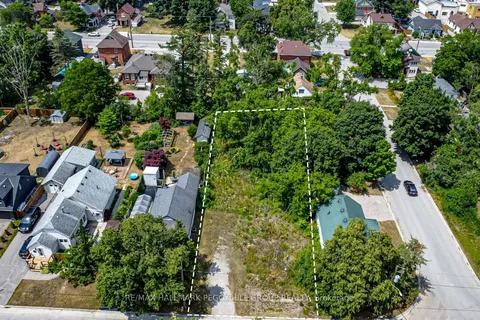 40 Perry Street, ON L4N 2G3