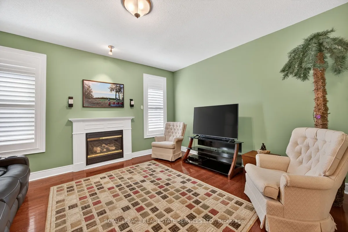 17 Northwood Drive, ON L9Z 3B5