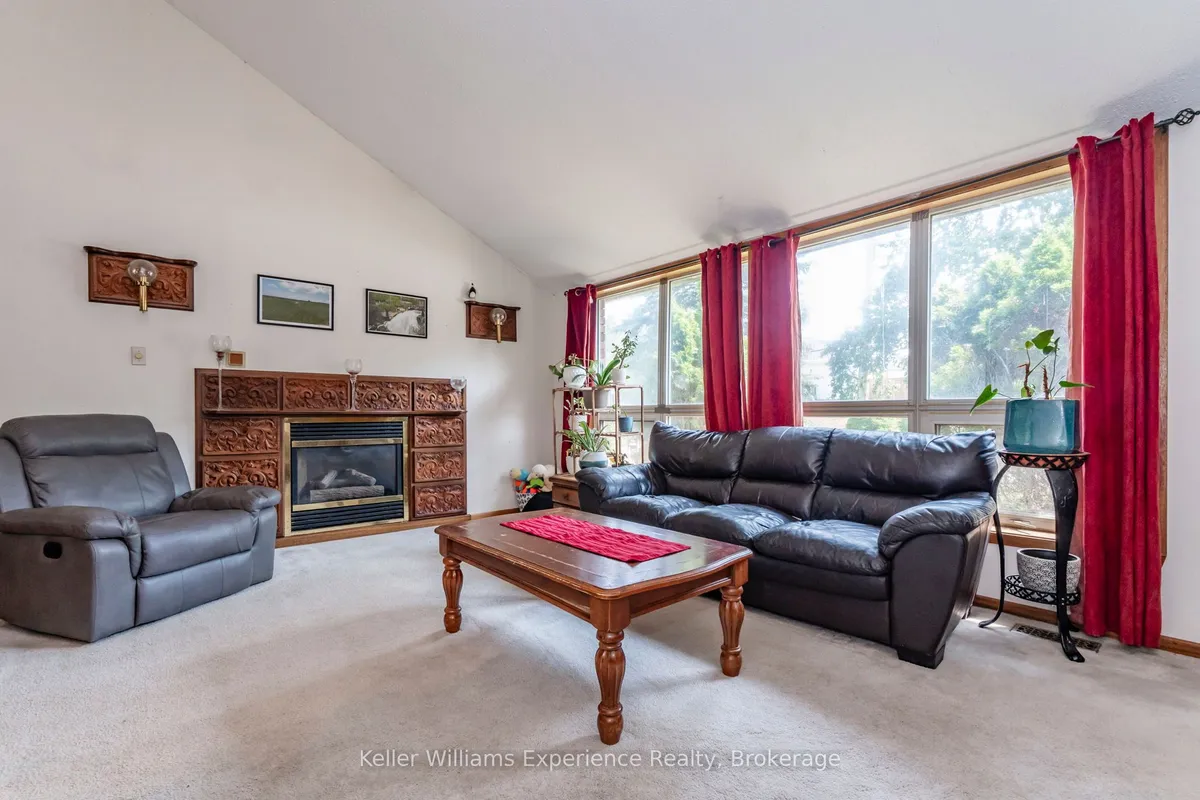 230 Church Street, ON L9M 1G6