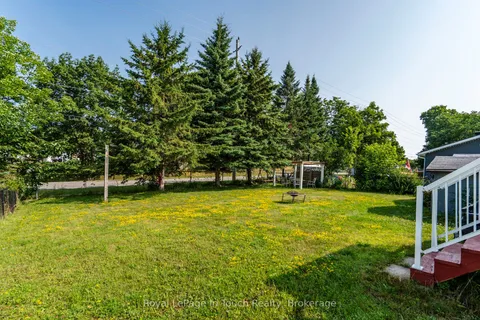 32 Bridle Road, ON L9M 1J5