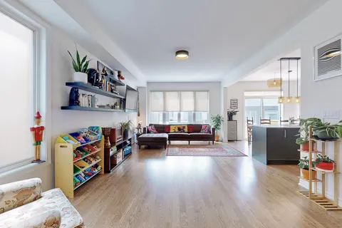 28 Gemini Drive, ON L9J 0P6