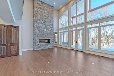 11 warbler Way, ON L3V 6H1