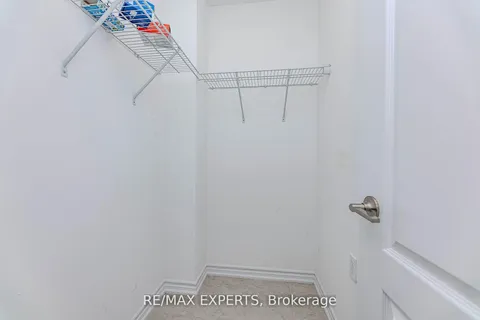 10 Brown Bear Street, ON L9J 0H8