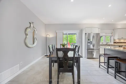 22 Bachly Avenue, ON L0K 1N0