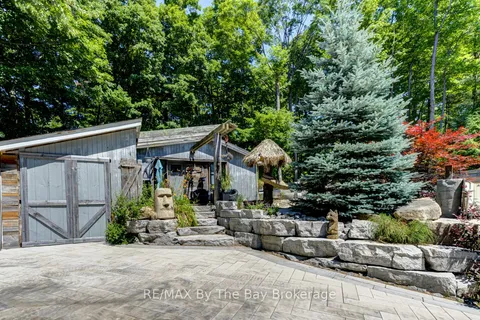 6 Beech Wood Road, ON L4M 4Y8