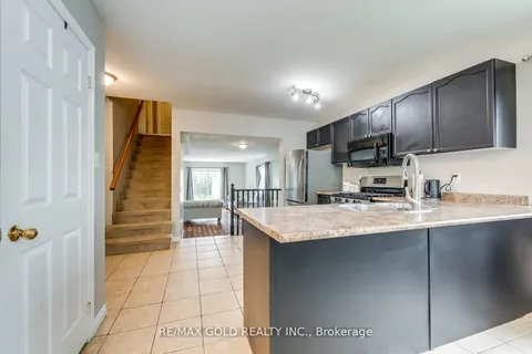 75 Campbell Avenue, ON L4N 2T2