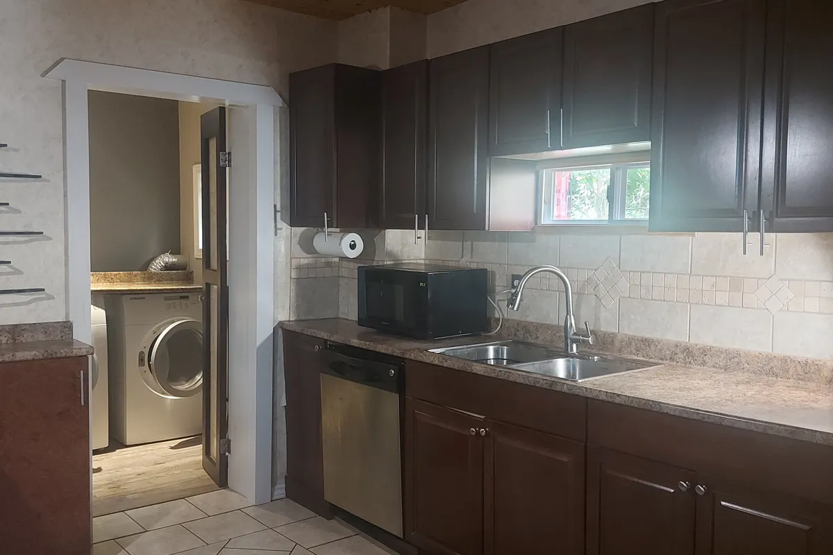 79 Patrick Street, ON L3V 5L3