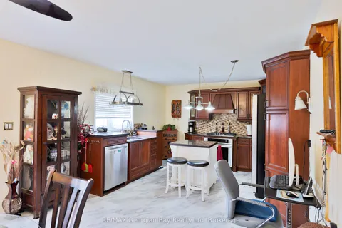 739 SIMCOE Avenue, ON L0K 1R0