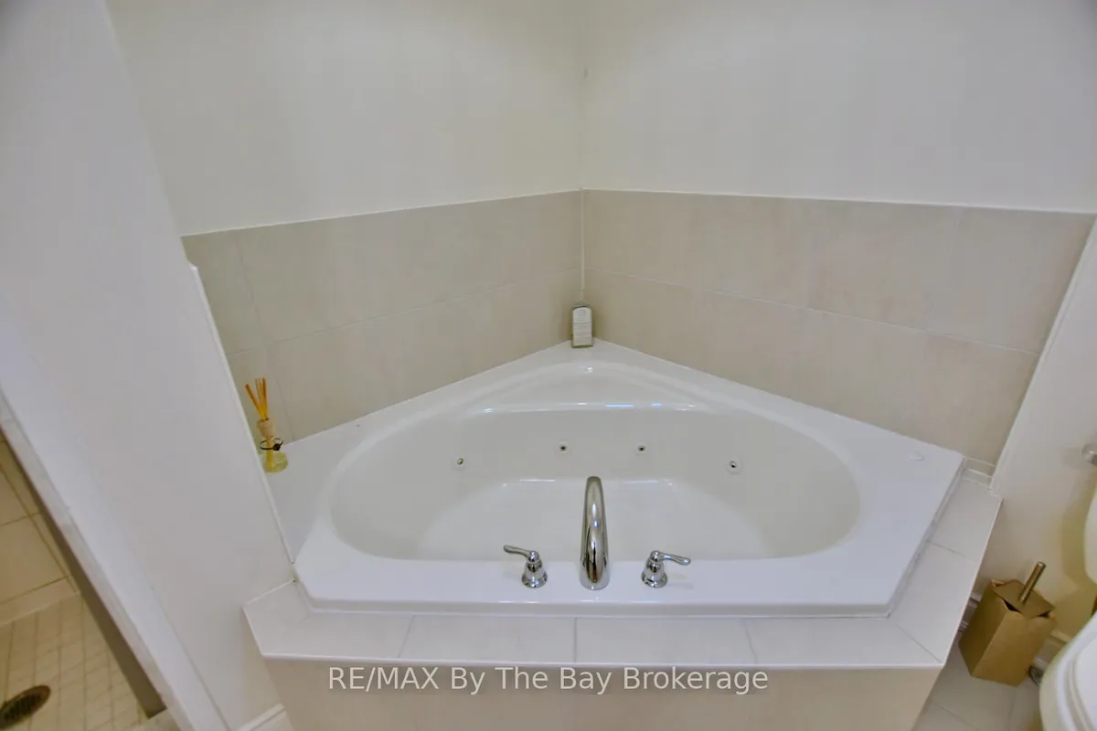 62 Puccini Drive, ON L9Z 1Z4