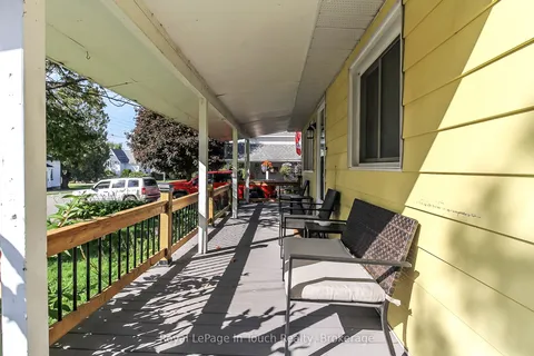 27 Peel Street, ON L9M 1A5