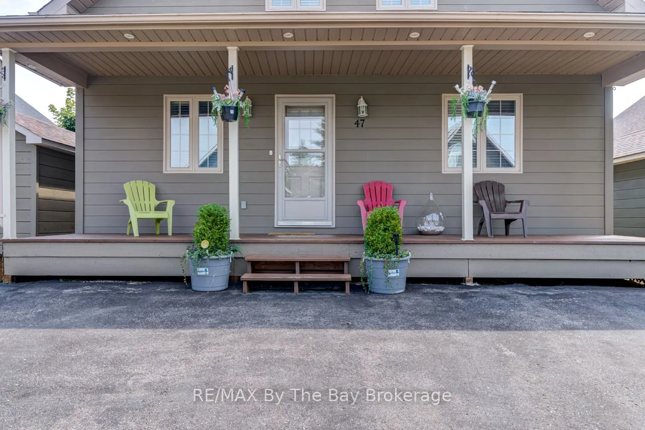 47 Madawaska Trail, ON L9Z 1X7