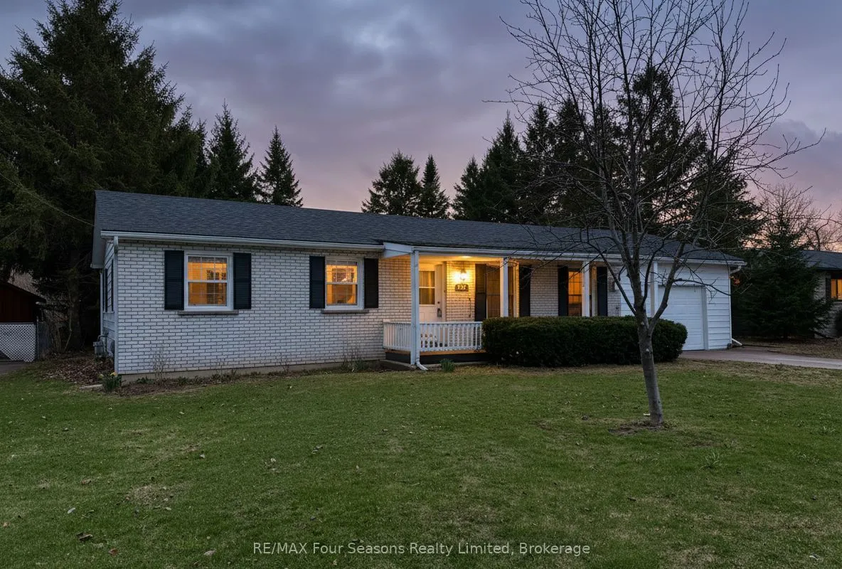 207 CHRISTOPHER Street, ON L0M 1S0