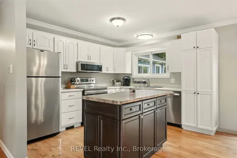 77 Bay Street, ON L0K 2A0